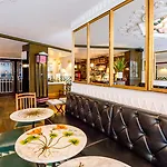 Hotel Du Temps Paris