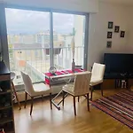 Homestay Private Room Only, Spacious Room In A Lovely Central Appartment