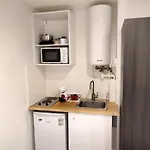 Studio Moderne Hopital Bichat - Paris 18 - 2P