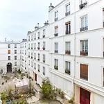 Montmartre City Apartment - Abbesses Paris