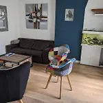 Chambre Double Chez L\'Occupant Au Sein D\'Un Appartement Calme Et Tres Bien Situe