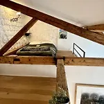 Beautiful Parisien Apartment In The City Center