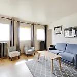 Pick A Flat\'S Apartment In Eiffel Tower- Boulevard De Grenelle