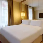Le Belgrand Hotel Paris Champs Elysees Tapestry By Hilton