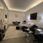 Luxe Apartment Champs Elysees & Trocadero