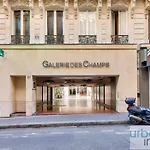 141 - Beautiful Flat Triangle D Or Champs Elysees