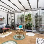 Appartement Chic Avec Patio - 2Br 6P - Le Marais