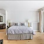 Passy/Ranelagh : Superbe Appartement Avec Terrasse