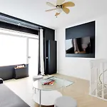 Modern Apt-1Br-4P-Atelier Des Lumieres Museum