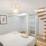 Modern Apt-1Br-4P-Atelier Des Lumieres Museum