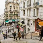 Dernier Etage A Montmartre