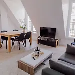 Luxury Apartment Elysees Paris