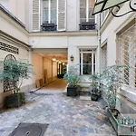 Urban Flat 110 - Luxury 3Bdr Flat Near Opera Paris