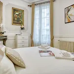 Galeries Lafayette - 7 Bedrooms - Lift - Aircon