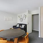 Pick A Flat\'S Apartments In Parc Des Expositions - Rue Louis Vicat