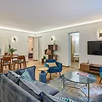 Apartment Le Marais By Studio Prestige