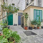 Apartment Le Marais By Studio Prestige