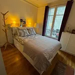 Appartement Haussmannien Lumineux, 2 Chambres.