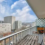Appartement Avec Balcon Et Parking A 1Min Du Metro