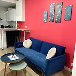 Stylish And Chic Apartment