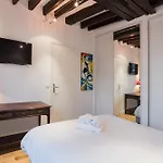 Le Marais & Square Du Temple - Cityapartmentstay