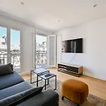 Terrasse Au Coeur Du Marais