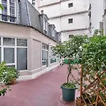 Wonderful Studio At Place De La Bastille