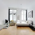Charming Refurbished Studio -Maraisbeaubourg