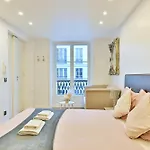 Agreable Appartement Proche Galerie Lafayette