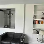 French Design Appartement Commerces