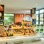 Mercure Tour Eiffel Grenelle
