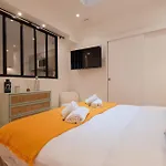 Wonderful Flat In The Marais