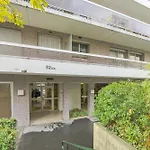 Appartement Labrouste Et Son Balcon - Welkeys