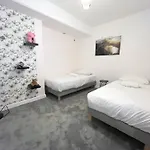 166 - Urban Luxury Apartment In Center Of Paris