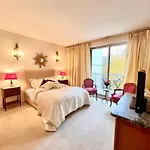 Paris Luxury Apartment