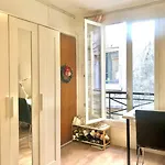 Enchanting Retreat In The Heart Of The Latin Quarter - Entire Studio For Yourself