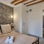 Hotel Petit Vix