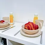 Studio Proche Wagram - Gourgaud - II