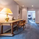 Spacious 1 Bedroom Apartment In Paris