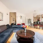 Luxury 2 BR Saint-Honoré