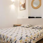 Comfortable Cocoon Close To Montmartre