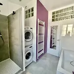 Gustave - Charming Eiffel Tower Appartement -