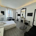 Luxe Apartment Champs Elysees & Trocadero
