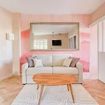 Appartement 2 Chambres Place Pereire 75017 - III