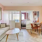 Appartement 2 Chambres Place Pereire 75017 - III