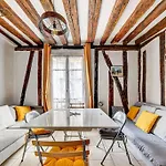 Appartement Charmant, Atypique Et Central !
