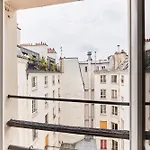 Central 1Br Room Space