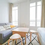 Studio Buttes-Chaumont - Hautpoul - V