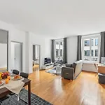Galeries Lafayette Haussmann - 1Br - Cityapartmentstay