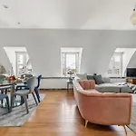 Tuileries & 1Brlouvre - Cityapartmentstay